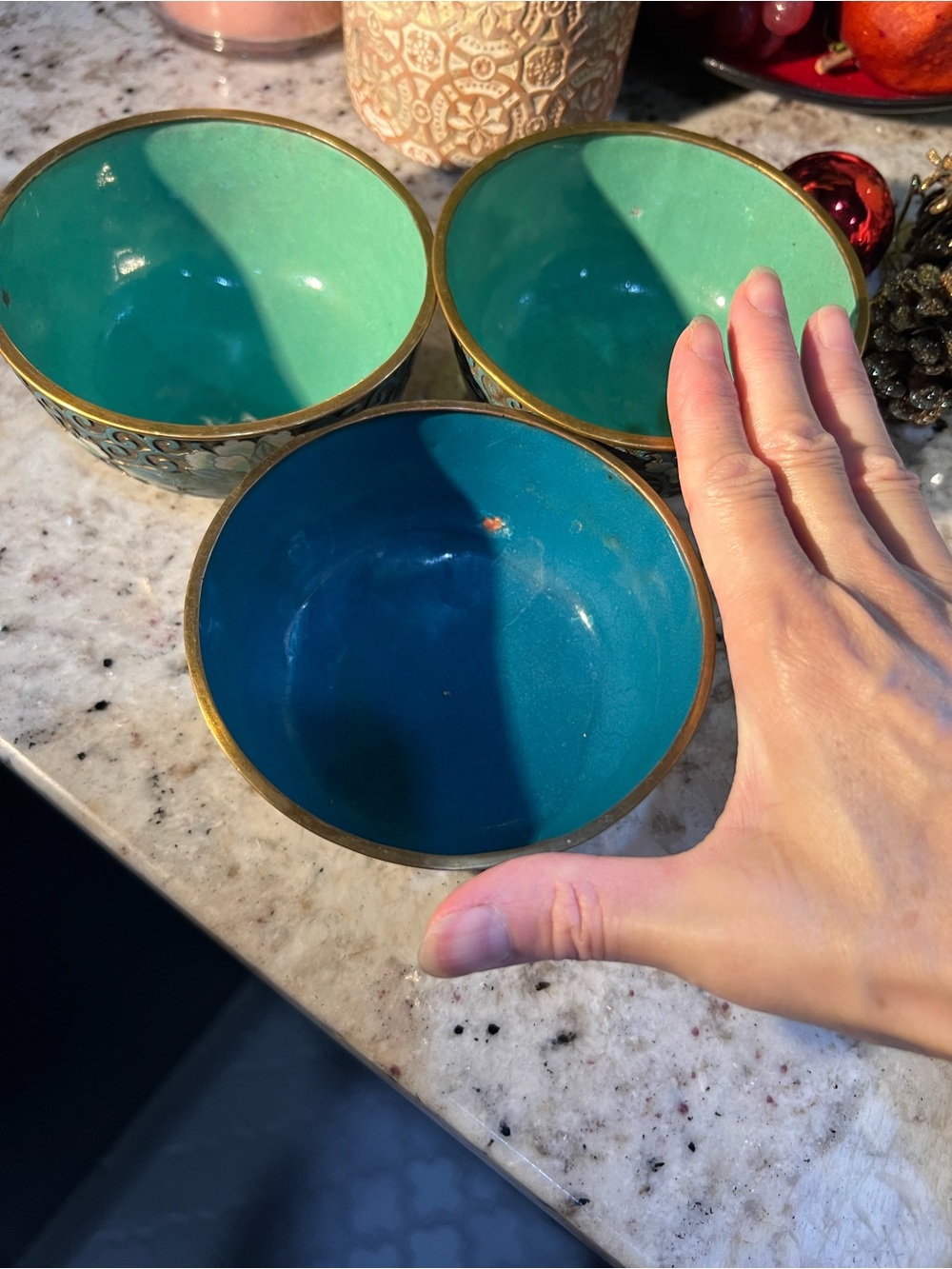 Set of 3 Amazing & Rare Floral Cloisonné Bowls, expect some imperfections - Picture 10 of 16